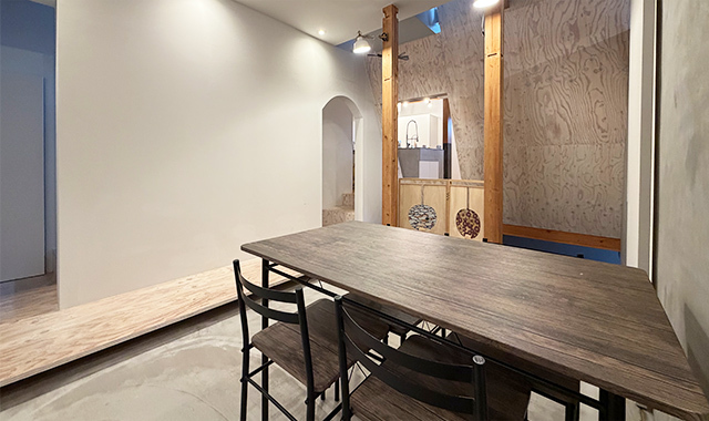 サイト-会社概要